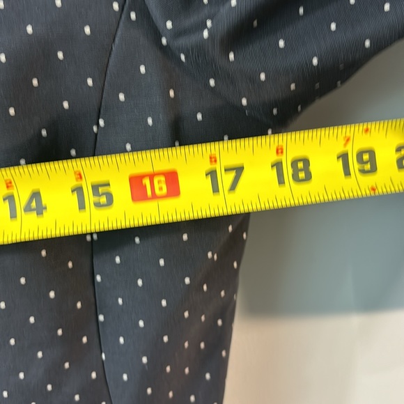 Dana Buchman black/ivory polka dot 3 button blazer in size large. - Picture 7 of 10